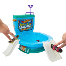 Load image into Gallery viewer, Hot Wheels Flush & Go Skate Bowl Set