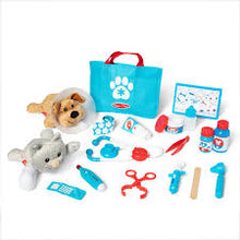 Load image into Gallery viewer, Melissa & Doug Examine & Treat Pet Vet Play Set