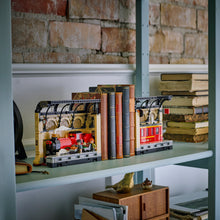 Load image into Gallery viewer, LEGO Harry Potter 76450 Book Nook: Hogwarts Express Set
