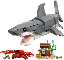 Load image into Gallery viewer, LEGO Creator 31381 3-in-1 Fierce Shark With A Treasure Chest Set