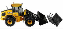 Load image into Gallery viewer, Britains 43223 JCB 4195 Wheeled Loading Shovel 1:32
