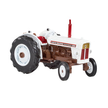 Load image into Gallery viewer, Britains 1:32 Heritage David Brown 990 Selectamatic 43415
