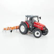 BRITAINS MF 6290 TRACTOR PLAYSET 43335