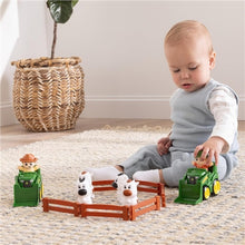 Load image into Gallery viewer, Tomy John Deere The Cows Are Out Playset
