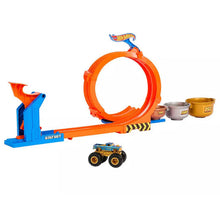 Load image into Gallery viewer, Hot Wheels Monster Trucks 1:64 Loop &amp; Flip Trophy Challenge
