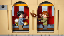 Load image into Gallery viewer, LEGO Harry Potter 76450 Book Nook: Hogwarts Express Set
