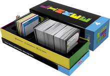 Load image into Gallery viewer, LINKEE trivia game: Four little questions, with one big link!
