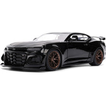 Load image into Gallery viewer, 2024 Chevy Camaro ZL1 1LE - Fast &amp; Furious 1:24 Scale Diecast Model Car by Jada Toys
