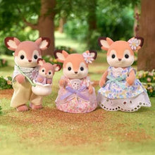 Load image into Gallery viewer, Sylvanian Families Deer Family Set 5799
