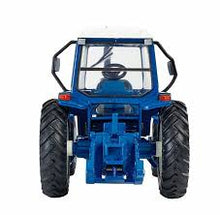 Load image into Gallery viewer, Britains Ford TW20 Tractor - 43322
