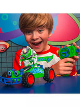 Load image into Gallery viewer, Toy Story Buzz Lightyear 1:24 RC Buggy
