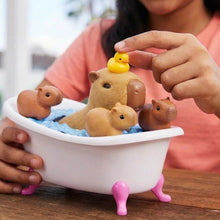 Load image into Gallery viewer, Pets Alive By Zuru Mommy Capybara And Baby Surprise Set
