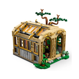 LEGO Harry Potter 76445 Hogwarts Castle: Herbology Class Set