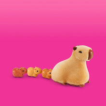 Load image into Gallery viewer, Pets Alive By Zuru Mommy Capybara And Baby Surprise Set
