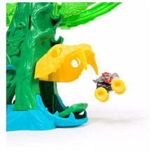 Load image into Gallery viewer, Monster Jam Mini Jams Cobras Crazy Escape Playset
