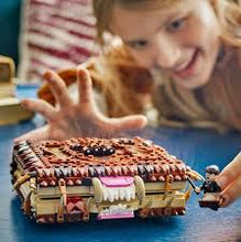 Load image into Gallery viewer, LEGO Harry Potter 76449 Chomping Monster Book of Monsters Set
